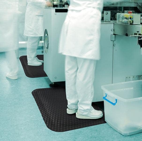 American Floor Mats Hog Heaven Premium 7/8" Black & Black Border 5' x 12' Nitrile Backed Anti-Fatigue Comfort Mat